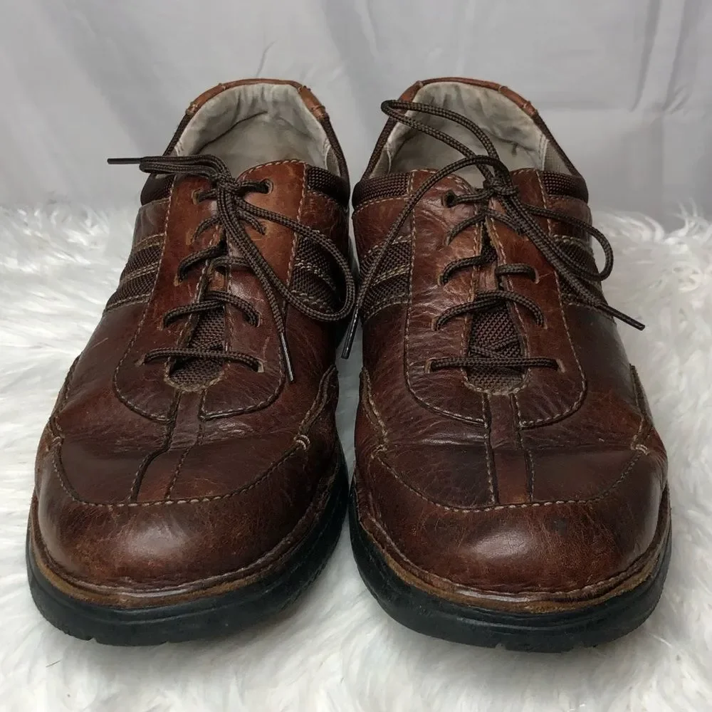 Men's Clarks Oxfords Shoes Brown Leather Lightweight Laced Size 9.5M 82469